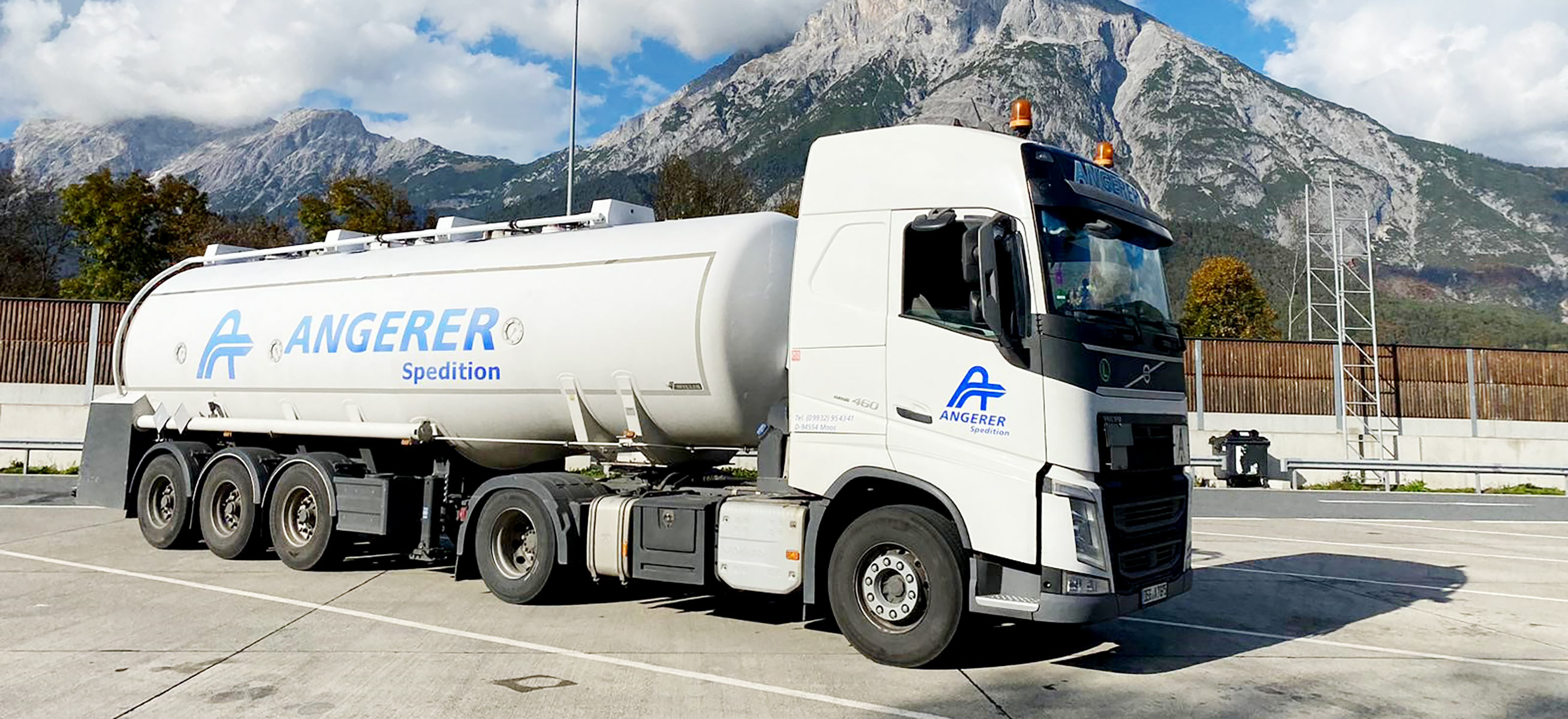 Tankzug Bild
